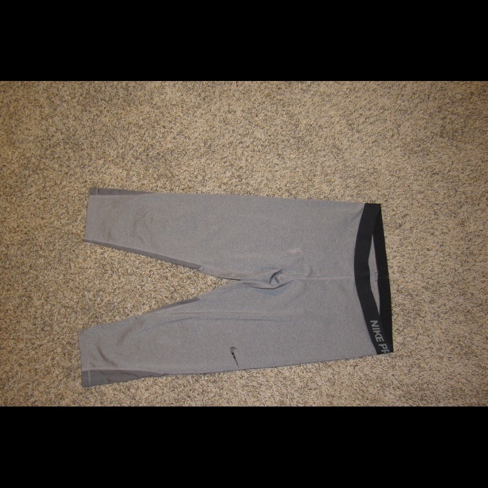 Nike Pro Dri-Fit Crop Leggings